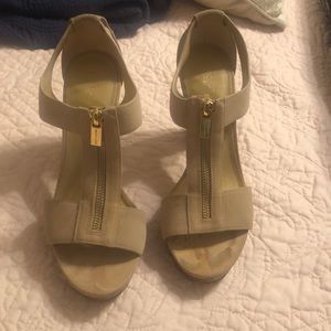 Michael Kors Berkley Sandal Suede Size 9 Tan
